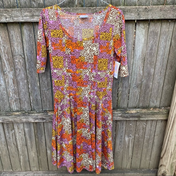 NWT NICOLE - Picture 2 of 5